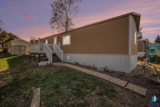 1020 N Bunker Place, Sioux Falls, SD 57103