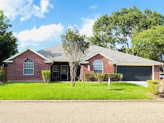 7098 Gentle Breeze Dr, Willis, TX 77318