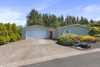 5758 NE Evergreen Ln, Newport, OR 97365