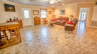 9541 Korthauer Rd, Bellville, TX 77418