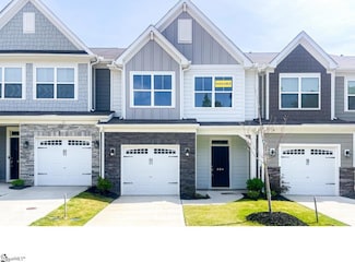 604 Autumn Lake Rd, Simpsonville, SC 29681