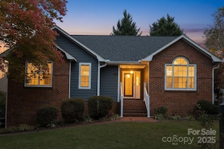 4520 Princess Dr, Winston Salem, NC 27127