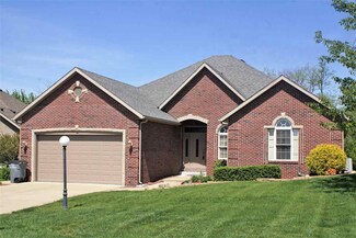 1814 Hunters Cove Cir, Kokomo, IN 46902