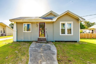 211 Hellier St, Houma, LA 70363