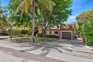 230 Pershing Way, West Palm Beach, FL 33401