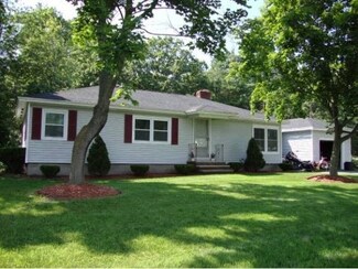 5 Linda St, Salem, NH 03079