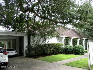 420 N Pinaud St, Saint Martinville, LA 70582