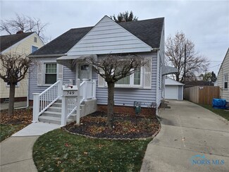 749 Southover Rd, Toledo, OH 43612