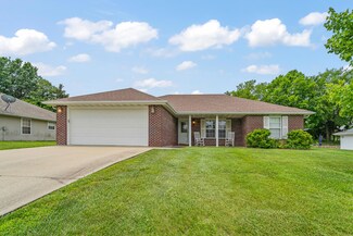5074 Pendergras Rd, Fulton, MO 65251