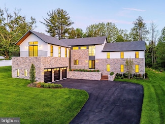918 Ethan Allen Rd, Berwyn, PA 19312