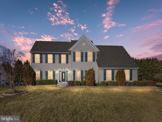 6 Dearborn Ln, Bear, DE 19701