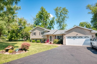 31110 82nd St, Burlington, WI 53105