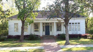 300 N Main St, Evergreen, AL 36401