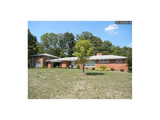 58432 County Road 2, Newcomerstown, OH 43832