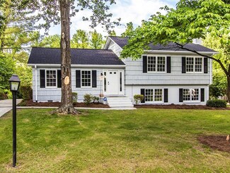 5503 Hempstead Dr, Greensboro, NC 27410