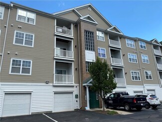 86 Mill St Unit 203, Woonsocket, RI 02895