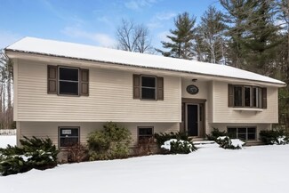 6 Rideout Ln, Brookline, NH 03033