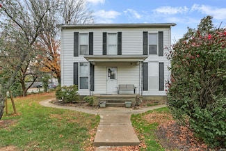 504 W Locust St, Boonville, IN 47601