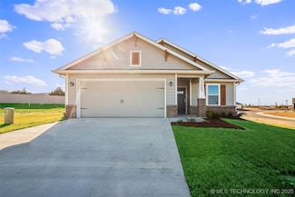 11502 E 94th Place N, Owasso, OK 74055