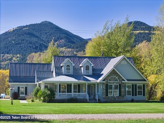 204 Riverwood Dr, Irwin, ID 83428