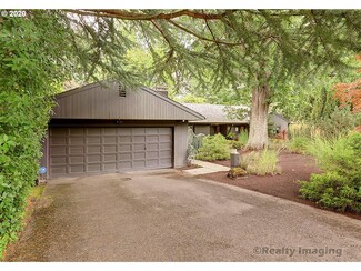 2790 SW Vista Dr, Portland, OR 97225
