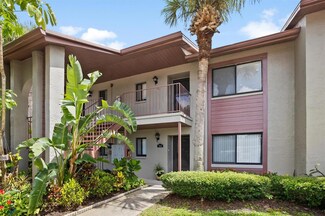 727 83rd Ave N Unit 204, Saint Petersburg, FL 33702