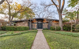 6947 Arboreal Dr, Dallas, TX 75231