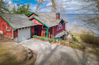 28555 Sandy Beach Ln NE, Kingston, WA 98346