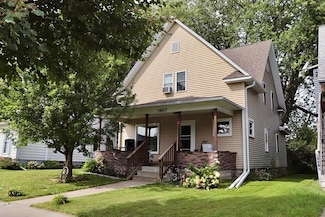 1407 Stoughton Ave, Tomah, WI 54660