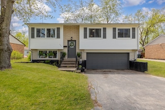 535 Hickok Ave, University Park, IL 60484