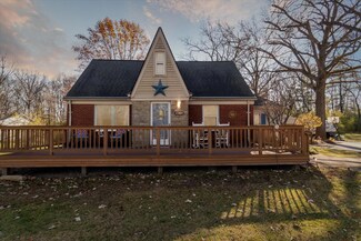 25505 Farmbrook Rd, Southfield, MI 48034