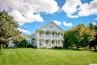 12 Taghkanic Churchtown Rd, Craryville, NY 12521