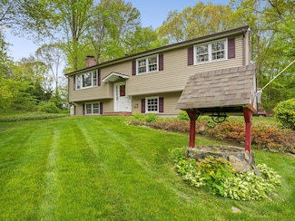 187 Booth Hill Rd, Shelton, CT 06484