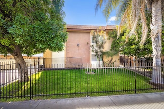9051 Cedros Ave Unit 5, Panorama City, CA 91402