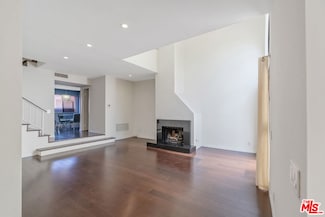 1979 Grace Ave Unit 3, Los Angeles, CA 90068