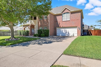 4501 Woodcrest Ln, Mansfield, TX 76063