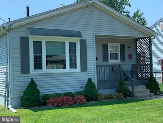 206 W Madison Ave, Magnolia, NJ 08049