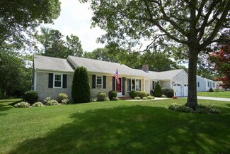 152 Ansel Howland Rd, Centerville, MA 02632