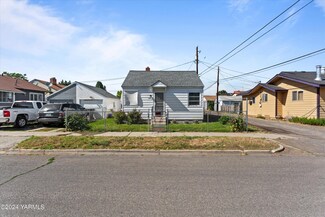 1007 W Maclaren St, Yakima, WA 98902