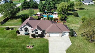 4188 S Chippendale Dr, Beloit, WI 53511