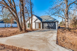 420 Kelly Ln, Seven Points, TX 75143