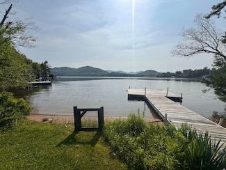 160 Peninsula Way, Lake Placid, NY 12946