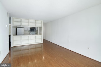 241 S 6th St Unit 211A, Philadelphia, PA 19106