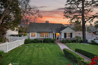 3220 Palos Verdes Dr N, Palos Verdes Estates, CA 90274