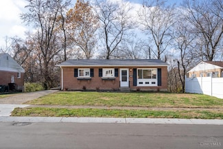 8663 Mockingbird Ln, Cincinnati, OH 45231