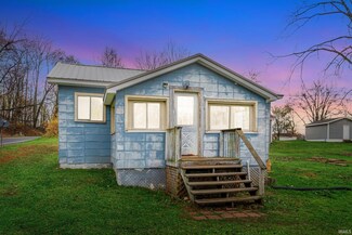 1240 S West Fox Lake Rd, Angola, IN 46703
