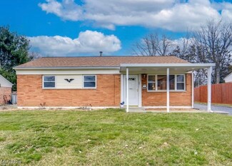 2311 40th St NE, Canton, OH 44705