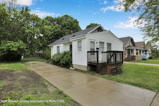 425 Filley St, Lansing, MI 48906