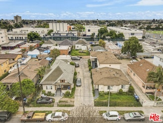 886 -894 E 43rd Place, Los Angeles, CA 90011