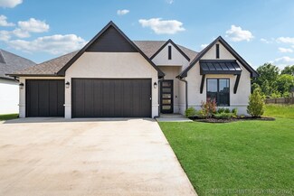 2106 E 138th St S, Bixby, OK 74008